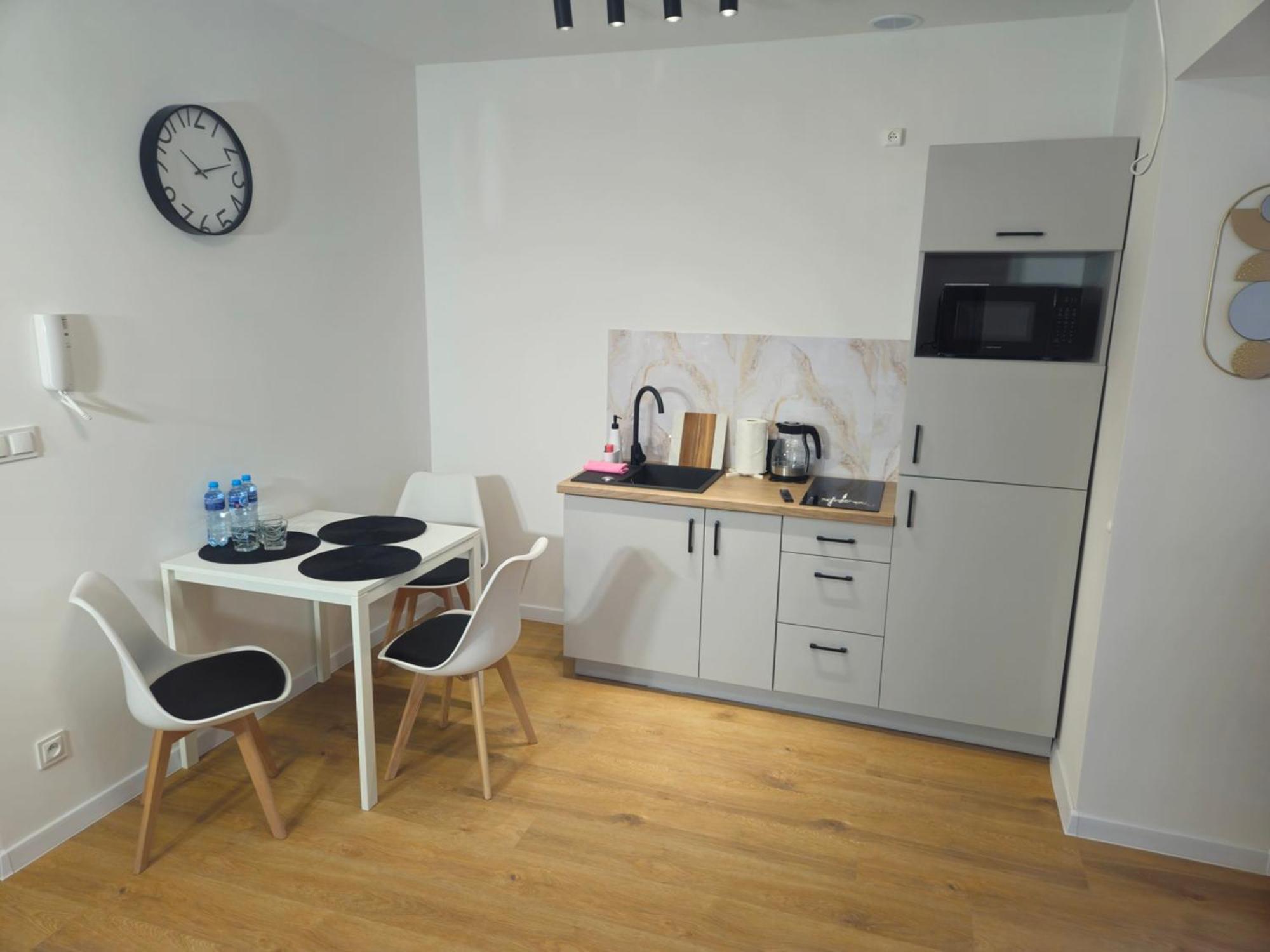 Apartamenty Modra Free Parking ชเตชชิน ภายนอก รูปภาพ