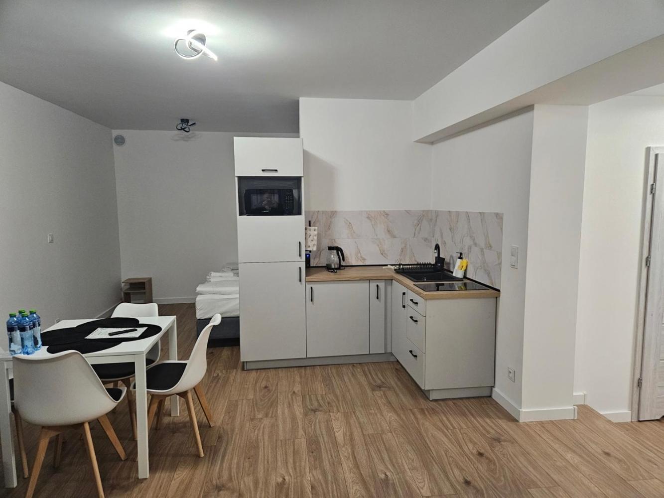 Apartamenty Modra Free Parking ชเตชชิน ภายนอก รูปภาพ
