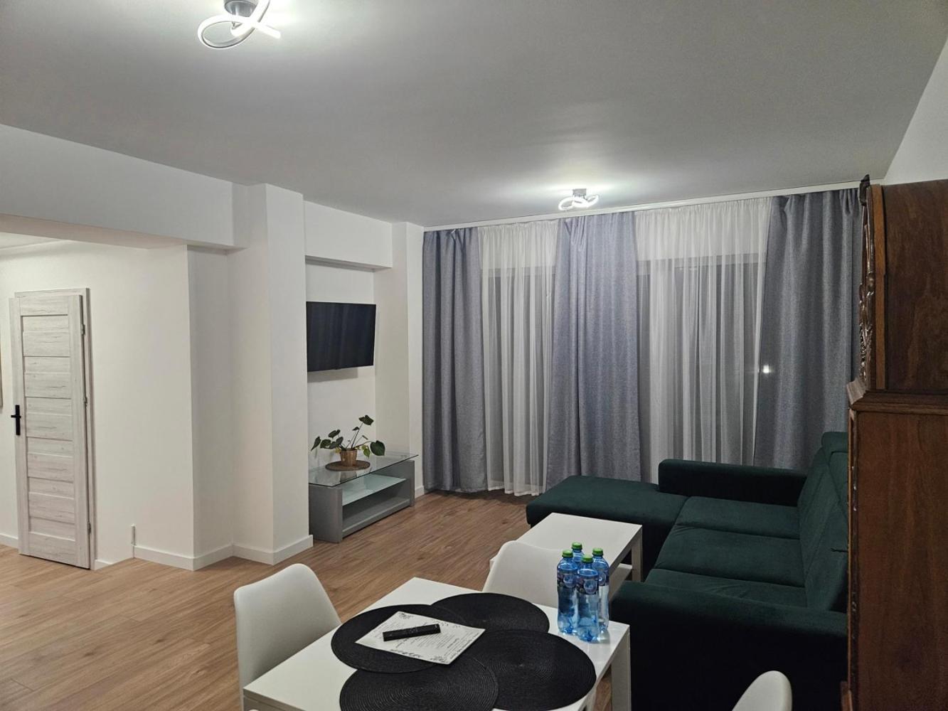 Apartamenty Modra Free Parking ชเตชชิน ภายนอก รูปภาพ