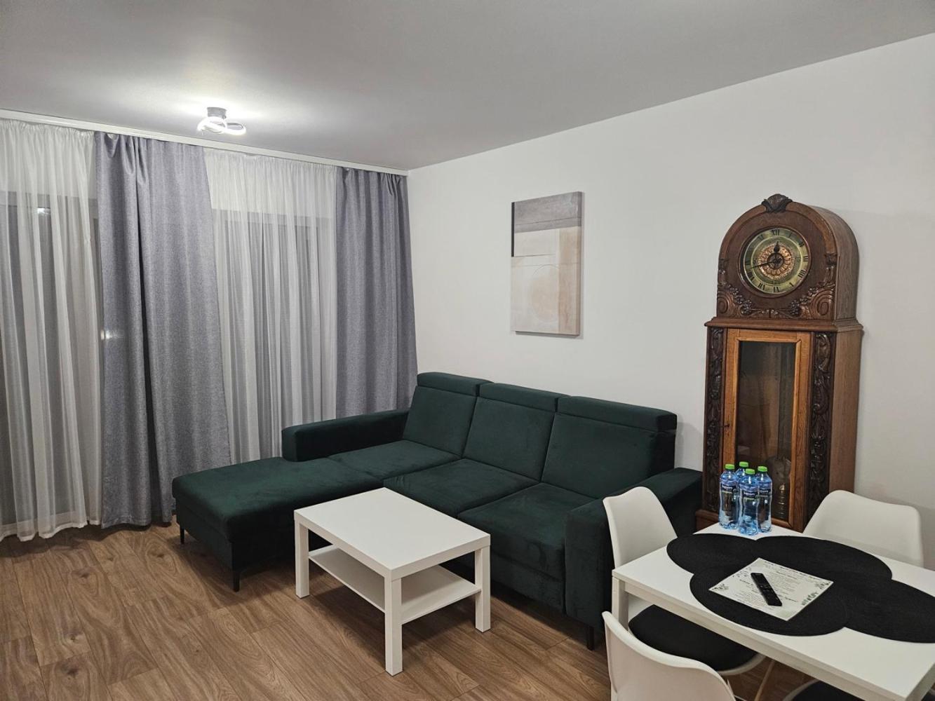 Apartamenty Modra Free Parking ชเตชชิน ภายนอก รูปภาพ