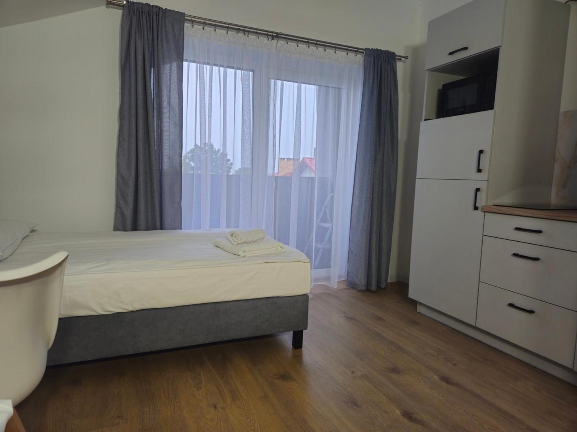 Apartamenty Modra Free Parking ชเตชชิน ภายนอก รูปภาพ